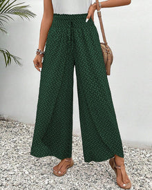 Daniella - Damenhose mit weitem Bein und geometrischem Print – Grün