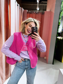 Liriane | Elegante Weste mit Druckknöpfen – Fuchsia