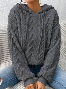 Kuscheliger Plüsch-Strickpullover – Holzkohle