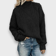 Alina – Retro Rollkragenpullover mit Zopfmuster – Schwarz