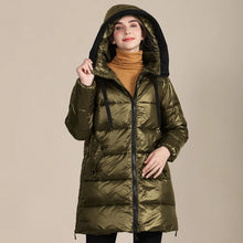 Katty - Glänzende Winterdaunenjacke aus gestepptem Nylon mit Kapuze für Frauen – Gold