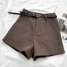 Betina - Stylische Vintage-Shorts für Damen – Kaffee