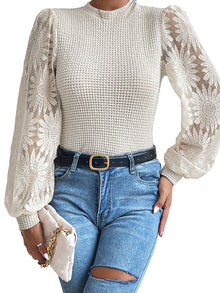 Pullover mit Blumenärmeln | Strukturstrick | Femininer Look – Aprikose