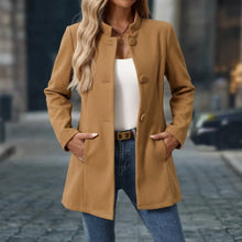 Liselotte – Kragenloser Vorne Geknöpfter Longline Mantel – Braun