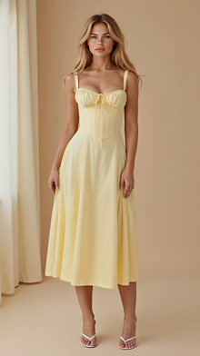 Kiana - Stilvolles Midikleid mit Schlitz – Gelb