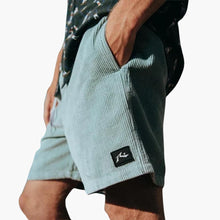 Herren Sommer Shorts mit Seitentaschen und elastischem Bund – Graugrün