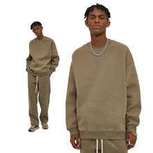 COUTURE™ GESTICKTES SWEATSHIRT – Taupe-Oliv