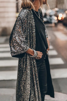 Glamouröser Herbst-Kimono für stilbewusste Frauen – Silber