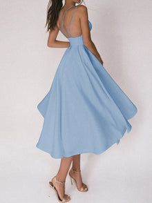 Rosebud | Kleid mit V-Ausschnitt und Trägern – Blau