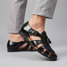 Andarson – Ledersandalen Mit Quasten Und Geschlossener Zehenpartie – Schwarz