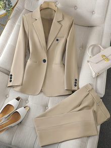Klassischer Zweiteiler mit Revers Blazer Set für Damen | Perfekt für legere Tage – Beige