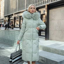 Jessica | Damen Lange Winterjacke mit Kapuze und Fellbesatz – Grün