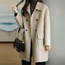 Liriane | Eleganter Wintermantel mit praktischen Taschen – Beige