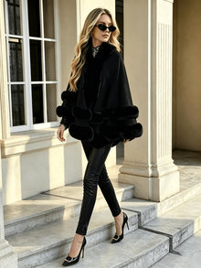 Toriann - Winter Strick Jacke Mit Kapuze Pelzfutter Und Offener Vorderseite – Schwarz
