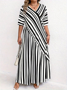 Pia® | Gestreiftes Kleid in Übergröße – Stil 1