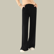 Barbara | Locker Geschnittene Strickhose für Damen – Schwarz
