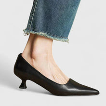 Pauline | Damen Spitz Zulaufende Niedriger Absatz Pumps Shorts – Schwarz
