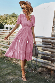 Emily™ – Damen Midikleid Sommer V-Ausschnitt mit Gummizug & Leichtem Stoff – Rosa