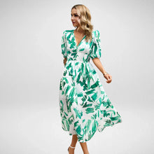 Elegantes Maxikleid | Grafischer Print & Taillierter Schnitt | Luftig & Modern – Grün
