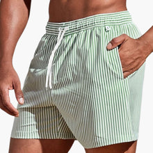 Herren Boardshorts mit Streifen und elastischem Bund – Grün