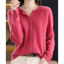 Katharina | Damen Strickjacke mit klassischer Knopfleiste – Dunkelrosa