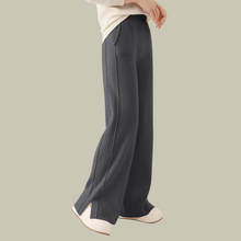 Barbara | Locker Geschnittene Strickhose für Damen – Grau