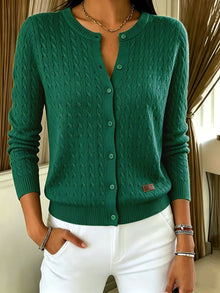 Kitija – Strickjacke im Zopfmuster Mit Knöpfen – Grün