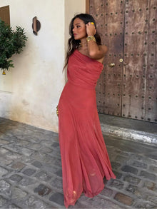 Dainia – Ein-Schulter-Maxikleid Aus Netz – Rot