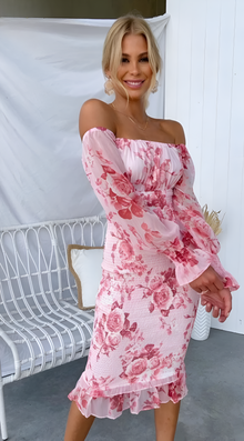 Schulterfreies Midi-Kleid | Smock-Design & Rüschen | Romantische Eleganz – Rosa