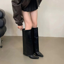 Alana - Damenstiefeletten mit robustem Absatz – Schwarz