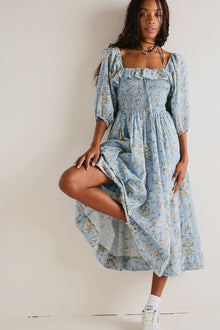 Ariadna® | Bedrucktes Midikleid mit gerafftem Oberteil und Rüschen – Blau