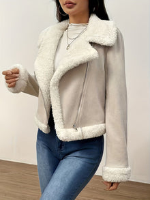 Eryka – Langärmelige Kunstlederjacke – Aprikose