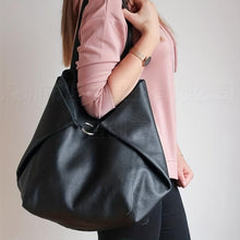 Shopper-Tasche mit Kosmetiktasche | Kunstleder | Minimalistisches Design – Schwarz
