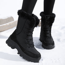 Halbhohe Damenstiefel im funktionellen Winterdesign - Svala – Schwarz