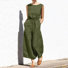 Gerader Jumpsuit mit Falten am Revers ohne Gürtel - Nora – Armeegrün