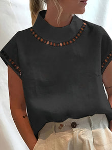 Nannie - Stilvolles Top mit Ausschnitt für Damen – Schwarz