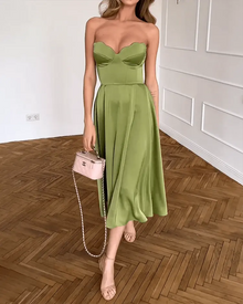 Elegantes Trägerloses Maxikleid – Fließend, Abendkleid, Stretch – Grün