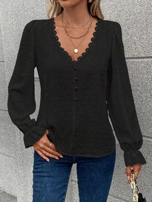 Rejina – Elegante Bluse Mit Spitzenkragen – Schwarz