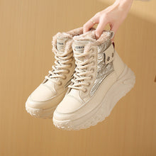 Hohe Damenstiefel mit Thermofutter und erhöhter Sohle - Mirelda – Khaki