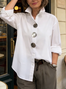 Marisen - stylische, lässige Bluse mit Knopfleiste – Weiß