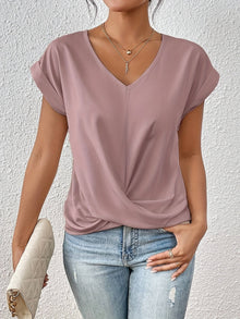 Lunara | Feminines T-Shirt mit Herzschnitt – Rosa