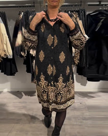 Ilse | Vintage-inspiriertes Kleid mit Knopfleiste – Schwarz