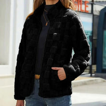 Valentine - Karierte Winterjacke für Damen – Schwarz