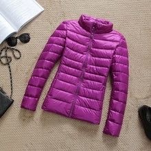 Kerstin | Damen Modische Glänzende Kurze Winterjacke – Lila