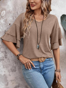 Ella | Halbarm-Bluse mit V-Ausschnitt – Mokka