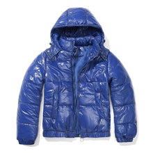 Yazmin - Eine dicke, glänzende Damenjacke mit Kapuze – Blau
