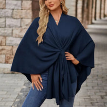 Veronika | Damen Oberteil im Cape-Stil mit Frontknoten – Marineblau