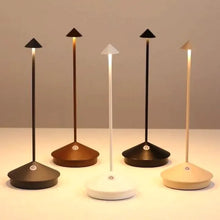 Elegante LED-Tischlampe für Restaurants – Warmweißes Licht, kabellos, dimmbar – Gold