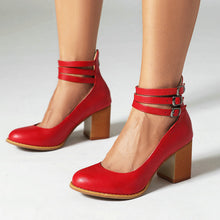 Caa – Schlichte Sandalen mit Fesselriemen – Rot