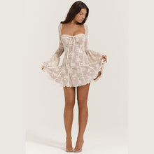 Liva | Langarm Minikleid aus Spitze – Apricot